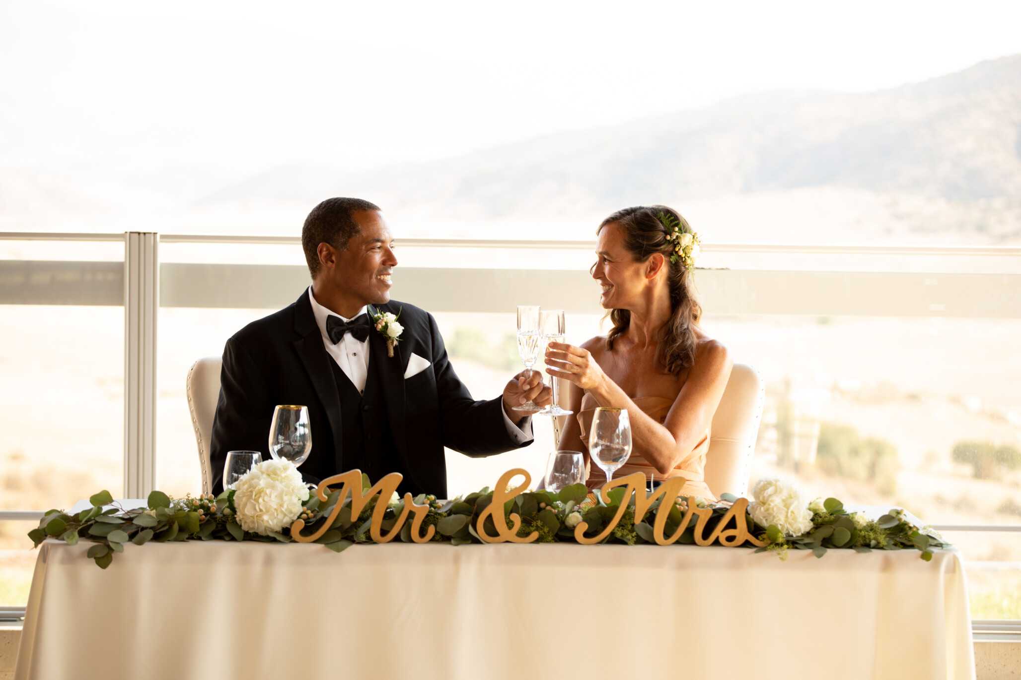 A beautiful married couple at Jamul Casino Rooftop wedding venue in San Diego.